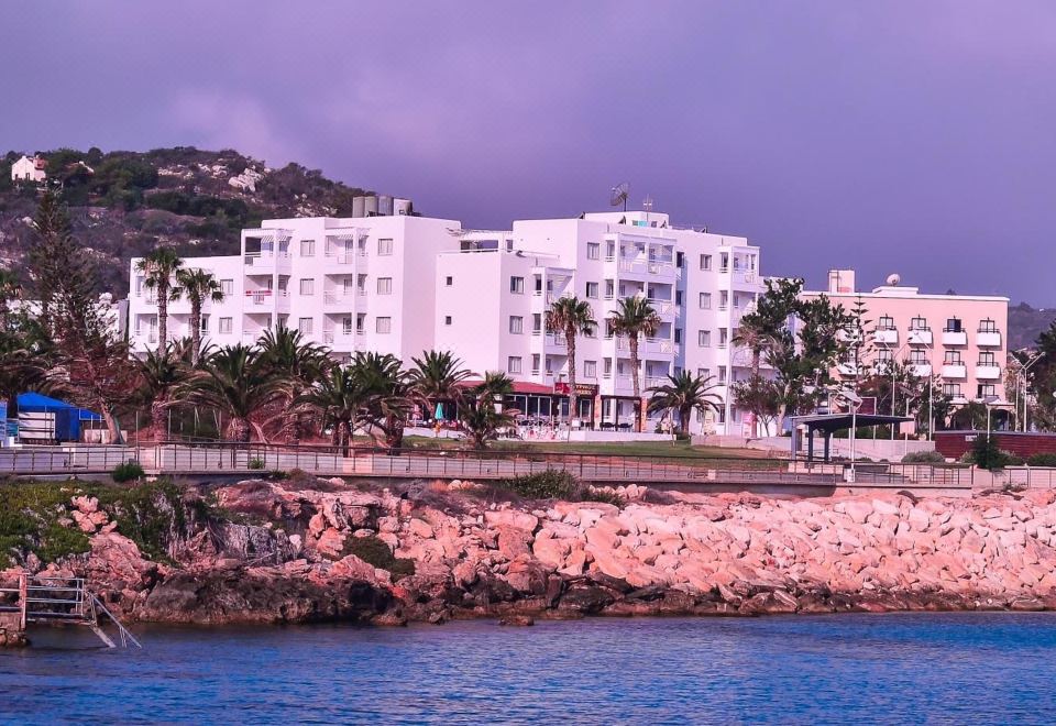 hotel overview picture