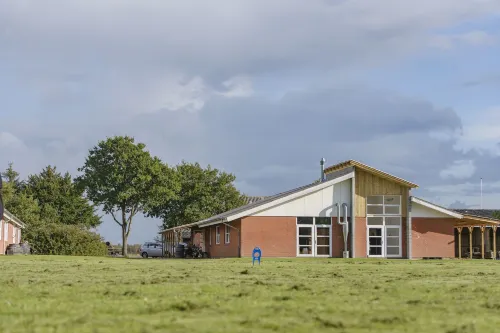 Knaplund Destillery Hotels in Tarm