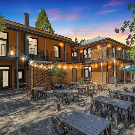 The Groveland Hotel