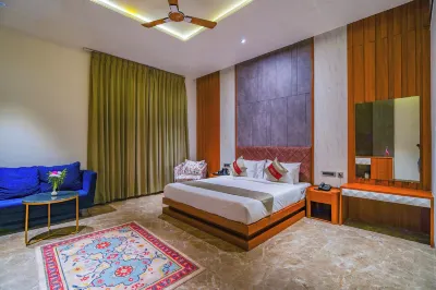 Hotel Red Stone Hotels near Bagiya Wale Hanuman Ji