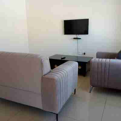 Kulu Lodge Apartments Others