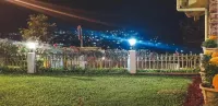 Woodland Hill Stay Hotels in 