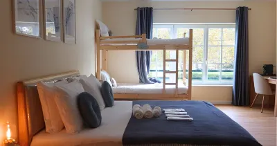 Art 4 You Carcavelos Suites Hotels in Каркавелуш