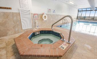 Phoenix 8 8904- Sand Shells Sun Can Rent at 18 3 Bedrooms 2 Baths