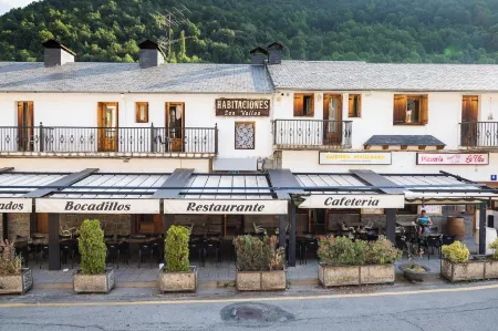 Hostal Los Valles