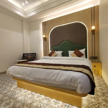 Hotel The Raghavas'