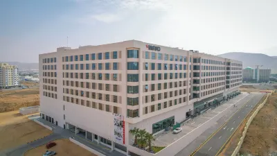 AlIskan Al Tullabi - Female Only Hotels near Amouage Perfumery