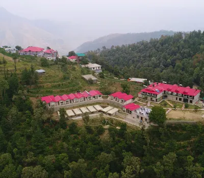 Vue Magique Resorts and Camps Hôtels à : Chail