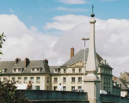 Alfred Hotels Compiègne Hotels in Compiegne