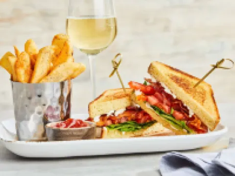 コートヤード シラキュース ダウンタウン アット アーモリー スクエア シラキュースのホテル