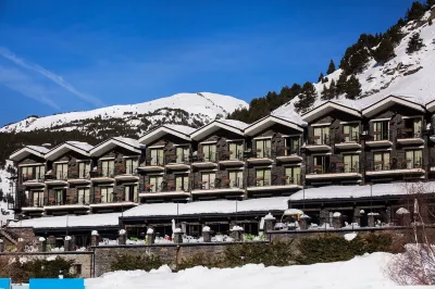 Hotel Piolets Soldeu Centre Các khách sạn gần Sport Wellness Mountain Spa