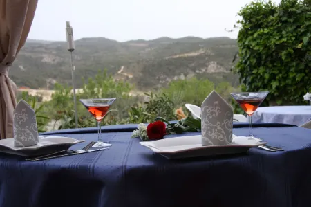 L'Almàssera Casa Rural & Restaurant Отели в г. El Comtat