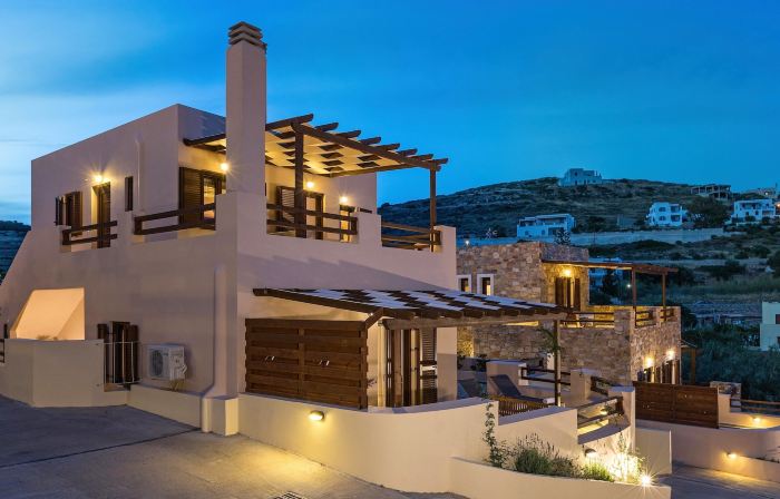 Syra Suites