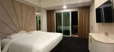 Grand Royal Denai Hotel