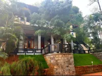 Jungle Hill Resort, Coorg Hotel dekat Pappy's Bridge Of Coorg