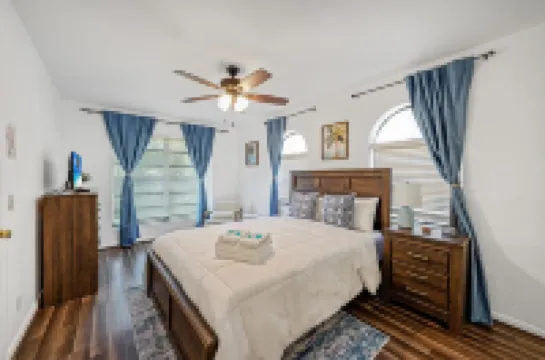 Tropical Oasis with Pool and Outdoor Kitchen - Charming Escape