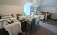 Family-Friendly Private Ranch Getaway with pond. Newly Remodeled