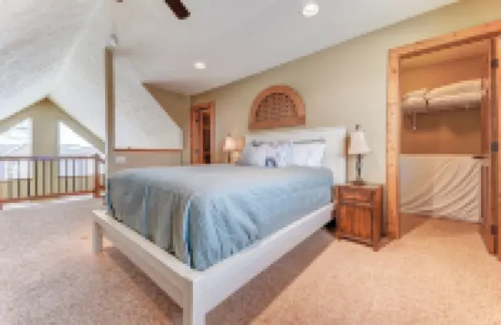 3-bedroom Cabin 13 in Bridges Bay, with on site eating and in/outdoor pool.