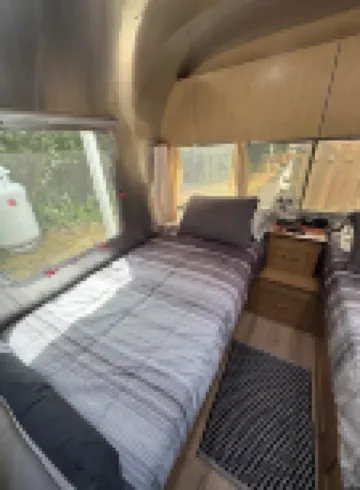 Sip & Soak: Airstream Glamping, Hot Tub on Seneca Wine Trail