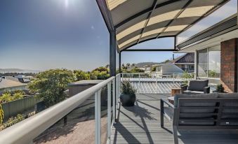 Seaview Heights by the BnB Collection