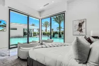 Sleeps 20 Pool & Pickleball Villa Near Golf, Dining & Fun Bravo Villa #2 by Avantstay