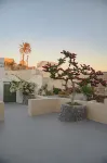 Elements Cave Suites Hotel a 