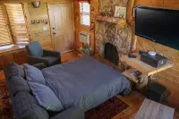Pine cabin / Drk Sky / Wi-Fi / Dog Ok / Quiet