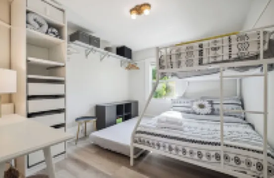 Luxury Retreat with Private Au Pair Suite