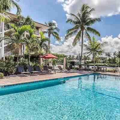 Modern Coastal 2Br on Intracoastal • Walk to Beach Fitness & Recreational Facilities