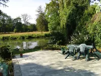 House with pool & tennis access between forest and river near Fontainebleau