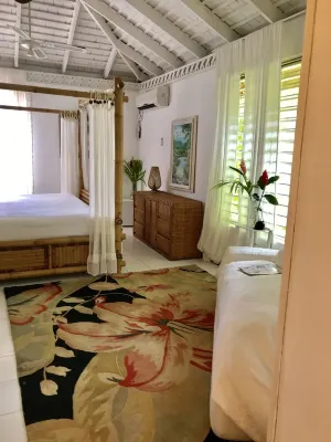 Private gated San San 5 acre estate 4 bedrooms villa. Honeymoon discount. Hotel a 