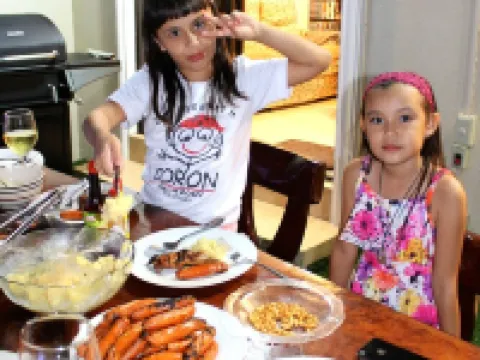 Entire House in Safe & Peaceful, Gated, Golf Community with 2 Swimming Pools. Hotels in General Trias