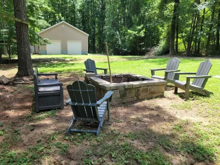 Charming country retreat!