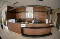 アウジ ジャザン スイーツ ホテルズ