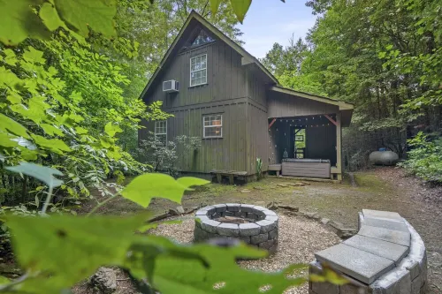 Serene Rustic Cabin Getaway - Pet -Friendly!