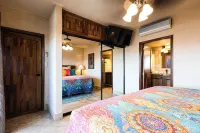 Enjoy Your Vacation In This Beautiful Remodeled Condominium! Hotels in 