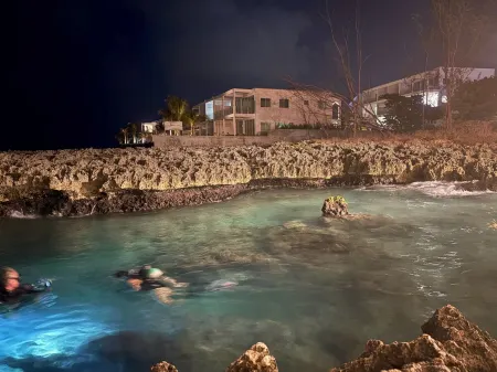 LUXURY/OVERSIZED  - 1 Bed/1.5 Bath near AMAZING SHORE DIVING W/180° Ocean VIEWS