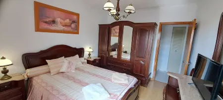 Isabel Dream V, à Mercês 5 km de Sintra, à 200m de la Gare de Mercês Отели в г. Алгейран — Мен-Мартинш