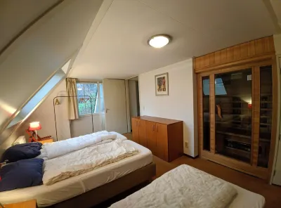 Beautiful 10-person house in the Veluwe with sauna, pet friendly