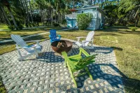Private Beach! Cozy Guest Cottage along Florida's Forgotten Coast.