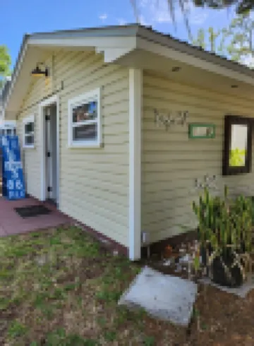 Downtown Cottage