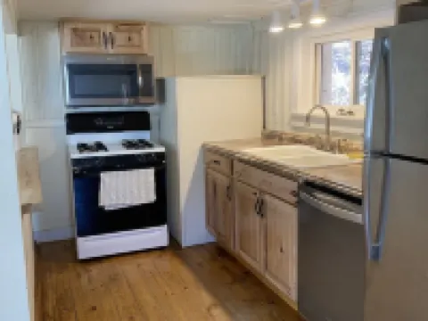 Catskills NY Barn House Hotels in Delaware