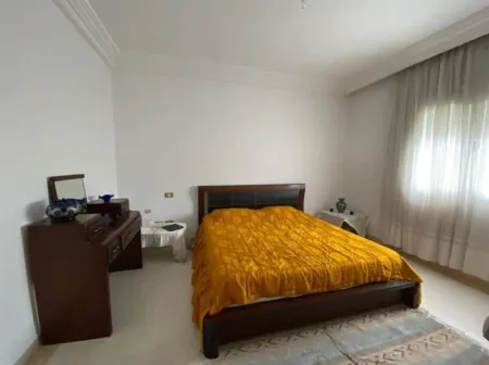 A very nice and well equipped apartment with parking