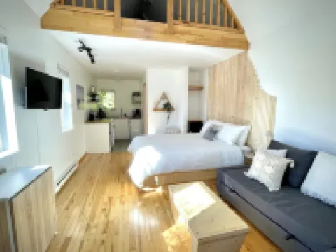 A wave from it all! Enjoy our newly renovated cabin to relax and unwind.