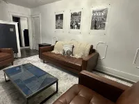 Fireside Retreat, Place To Stay in Warren Ohio, Sleeps 8 Hotels in Warren