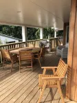 Large family home, tranquil hillside location with Pacific views