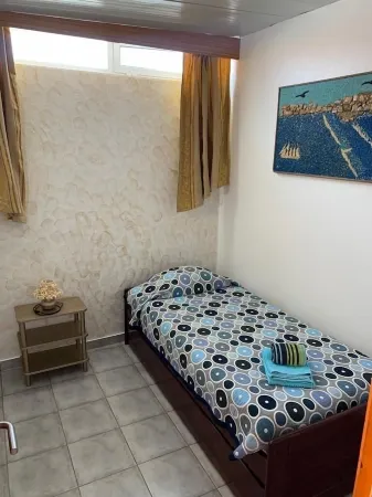 House in Baleal on the beach with sea view terrace Отели в г. Ferrel