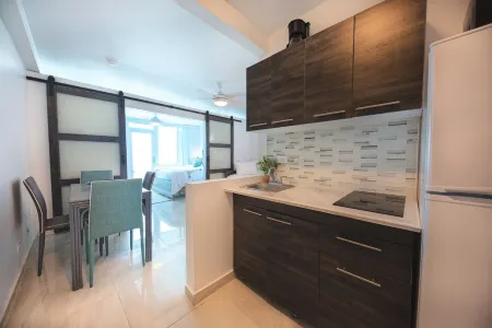 ESJ Towers  1 BD  Ocean View, LUX top location, BEACHFRONT apt.Gorgeous!