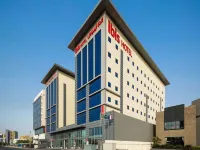 Ibis Jeddah Malik Road Hotels near Al Rahmah Mosque