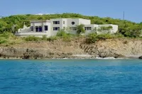 Winter Waterfront, Amazing Views of the Caribbean Seas.